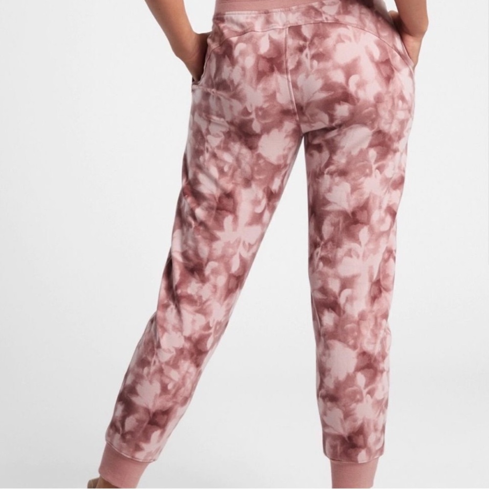 Athleta Balance Printed Jogger pink